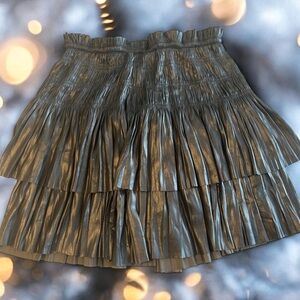 Current Air Los Angeles smocked, tiered, pleated, metallic gray skirt, Sz M